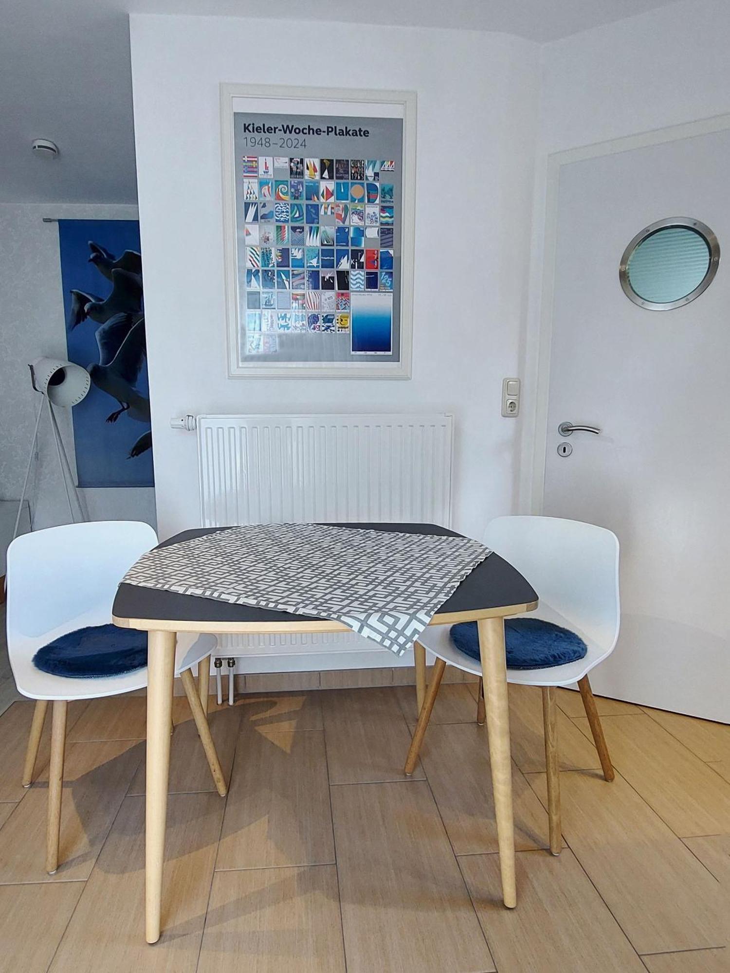Backstage Apartment Kiel-Holtenau Екстер'єр фото